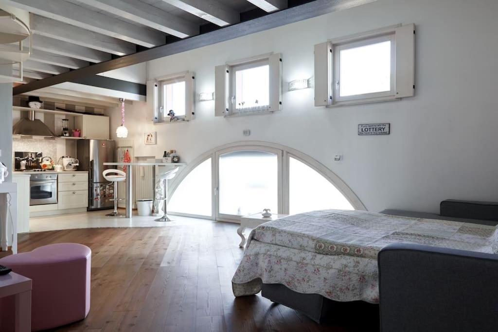 Your Little Loft ヴィッラフランカ・ディ・ヴェローナ エクステリア 写真